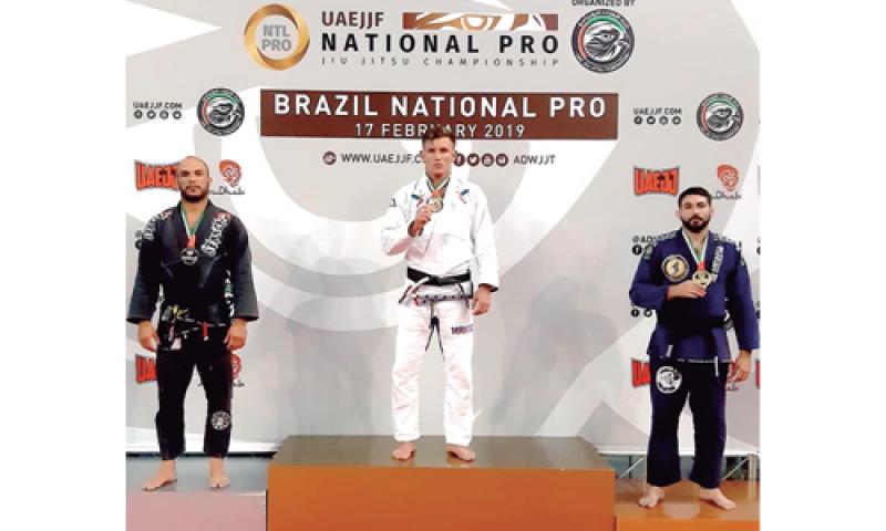 Atleta de Campo Largo conquista medalha no National Pro de Jiu-Jitsu