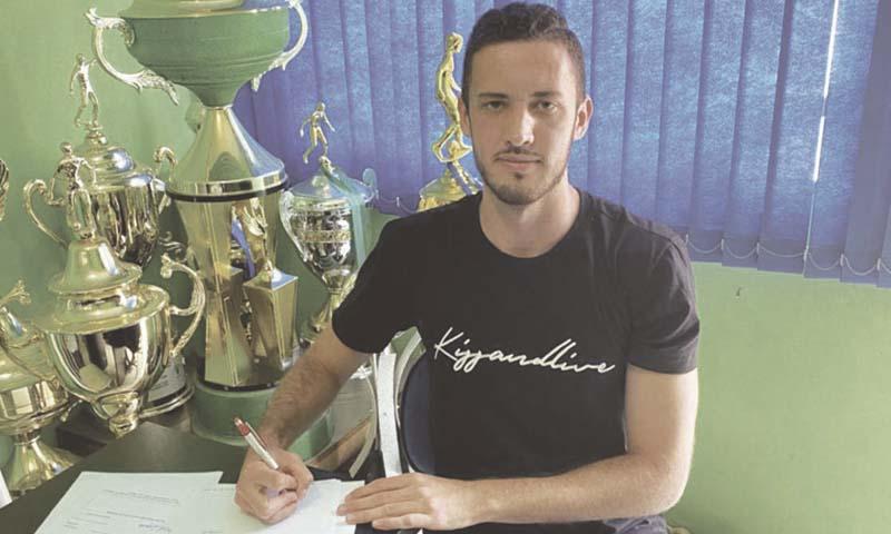 Campo-larguense assina contrato profissional com o Prudentópolis F.C.