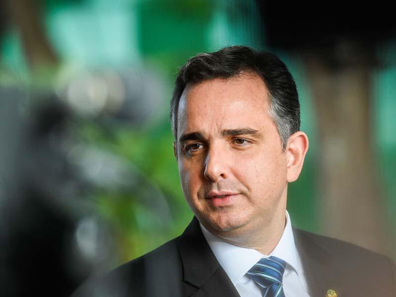  Política Com viagem de Bolsonaro, Pacheco assume Presidência da República