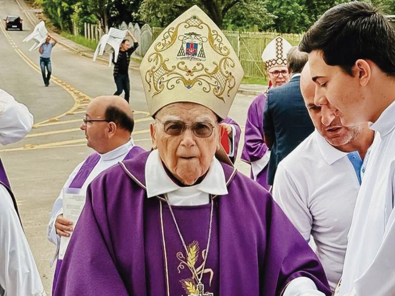 Dom Pedro Fedalto celebra seus 70 anos de Ordenação Presbiteral em celebração solene