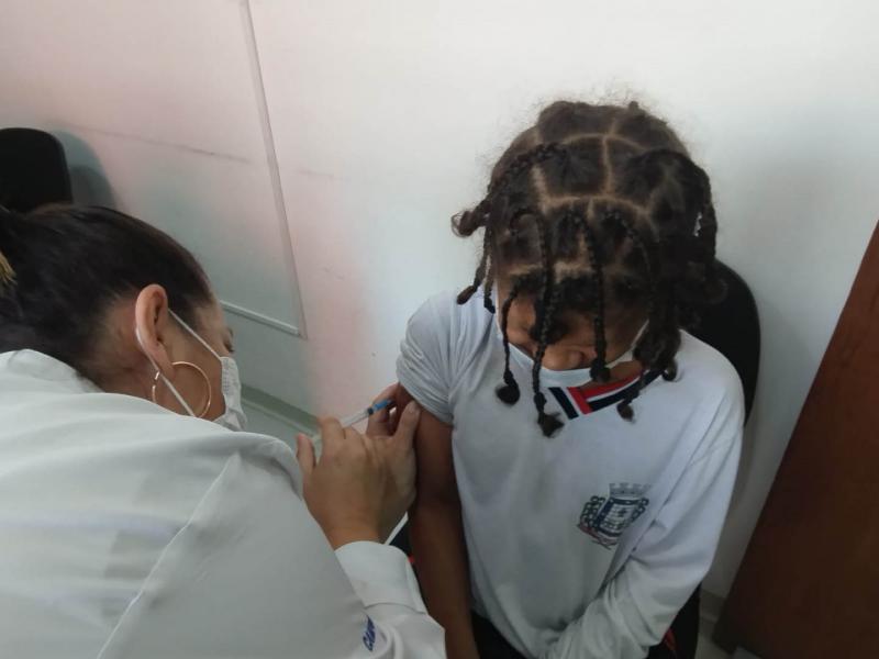 Campo Largo alerta para baixa imunização de bebês, crianças e adolescentes contra Covid