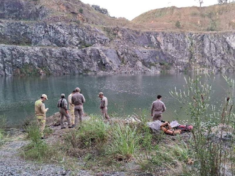 Morador de Campo Largo morre afogado em lagoa de Campo Magro 