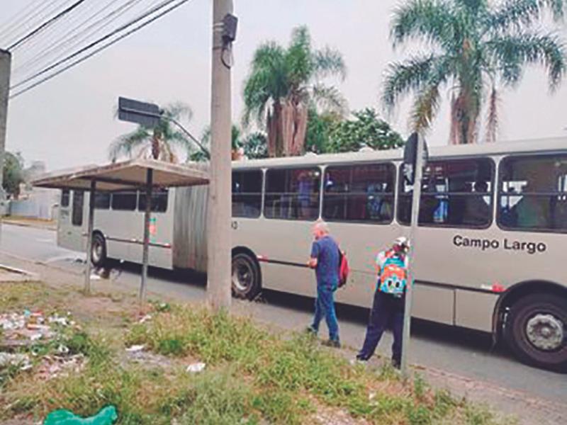 Mudanças de horários e ônibus quebrados tornam-se motivos de reclamação entre usuários do transporte coletivo