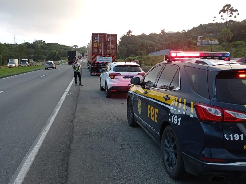 Homem não identificado morre atropelado na BR-277 divisa entre Campo Largo e Curitiba 