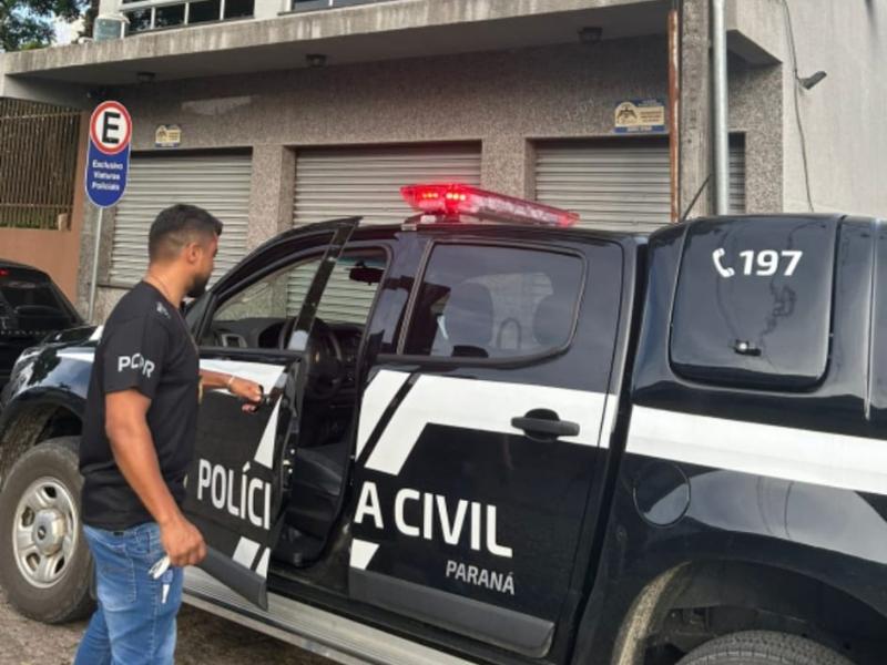 Mulher procurada pela Justiça é presa por policiais civis de Campo Largo