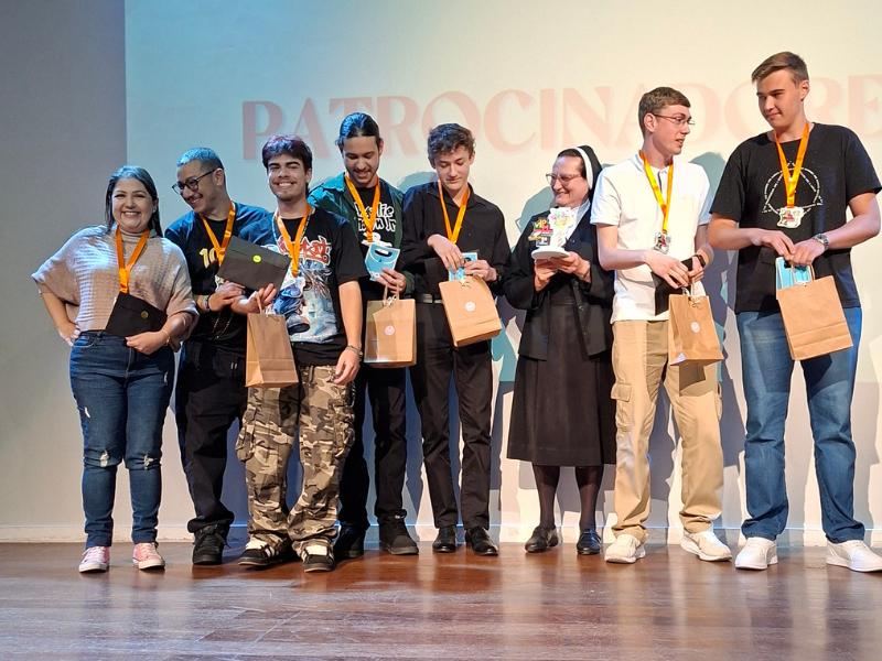 Estudantes são premiados na final do Projeto Jovem Empreendedor Acicla 2026