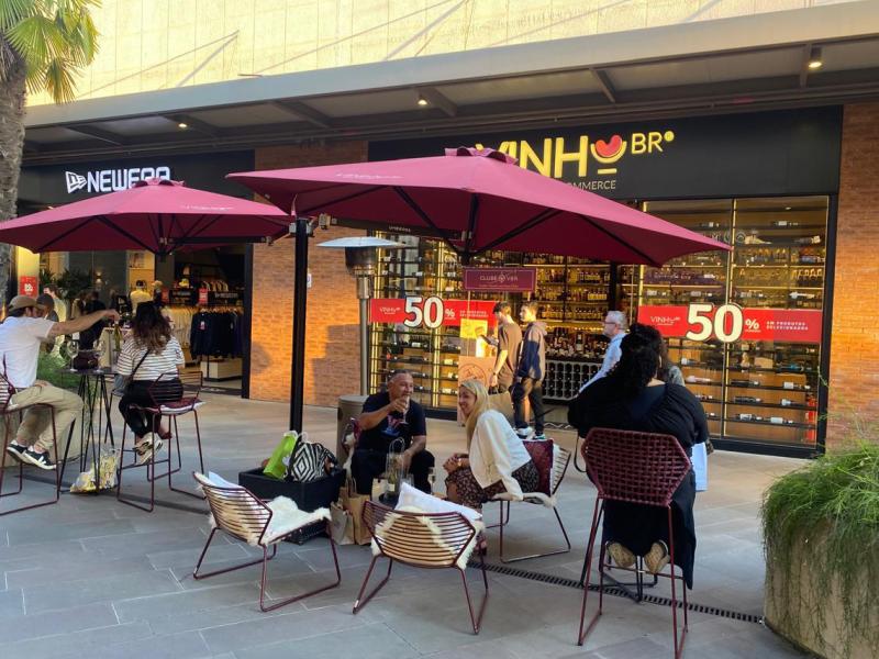 Open Wine transforma visita ao outlet em experiência enogastronômica durante a Feira da Louça 