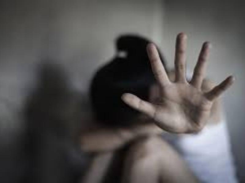 Homem é preso por violência doméstica após agredir e ameaçar esposa em Campo Largo