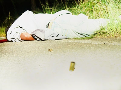 Mulher assassinada com tiros de pistola