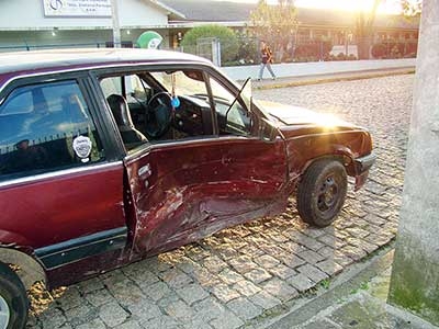 Acidente na Domingos Cordeiro