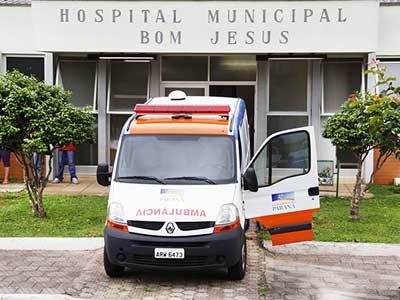 Balsa Nova recebe ambulância do Estado
