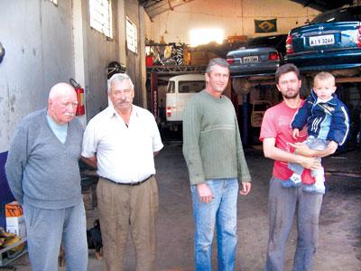 Descendentes comemoram a quinta geração