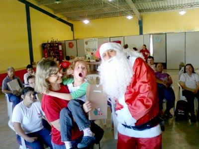 A Escola Professora Etelvina Vieira Ferreira promove festa de Natal