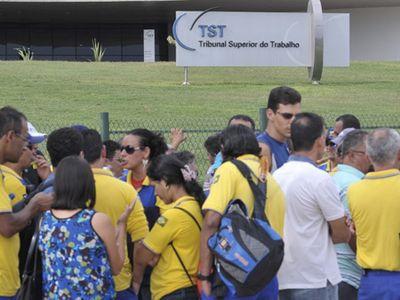 Greve dos funcionários dos Correios  será julgada terça-feira pelo TST