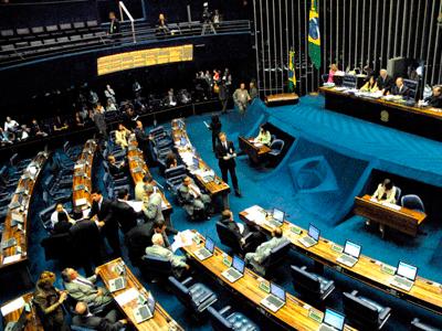 Senado discute política salarial para aposentados e pensionistas