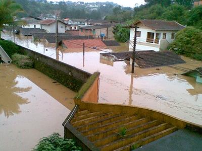 Chuvas diminuem em SC, mas Estado continua em alerta