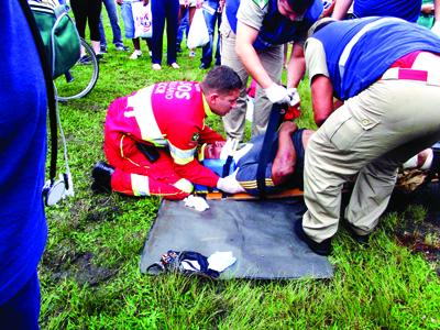 Ciclista é atropelado por carreta