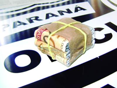 Dupla aplica Golpe do Paco e leva R$ 2 mil