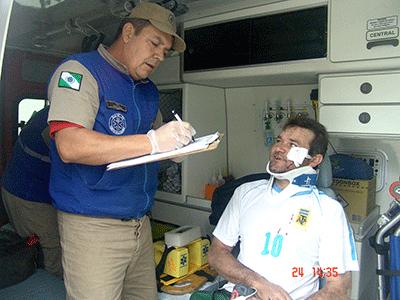 Ferido ao sofrer queda de bicicleta