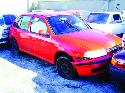 Gol com alerta de roubo é recuperado pela PM