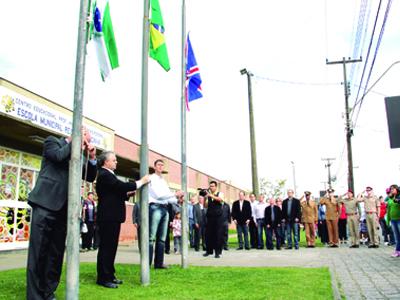 Desfile Cívico conta a história de Campo Largo