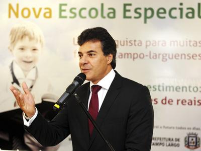 Inaugurada escola de educação especial