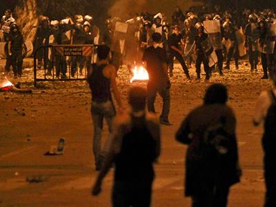 Confrontos na Embaixada de Israel no Egito deixam 837 feridos