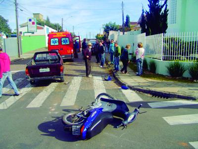 Condutora de moto ferida na Rui Barbosa