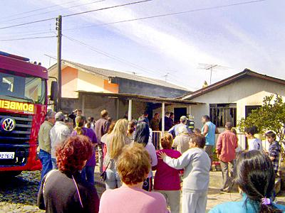 Incêndio em residência na Popular Nova