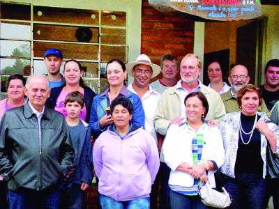 Campo Largo presente na Lapa na inauguração do Colégio Contestado