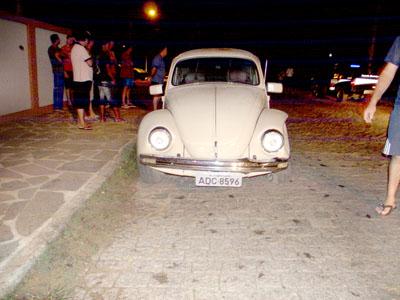 Acidente entre Fusca e Clio no Águas Claras