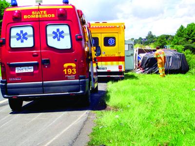 Veículos se envolvem em acidente