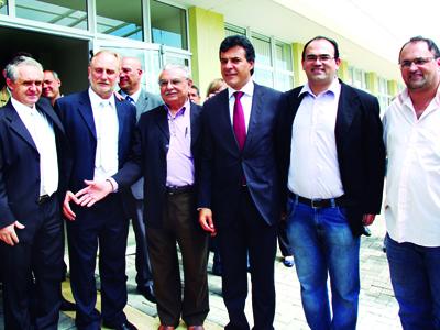 Beto Richa e Edson Basso inauguram CEMAE e Escola de Educação Especial