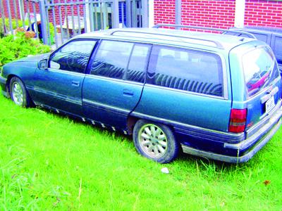 Ômega é apreendido com placa de outro carro