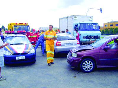 Colisão na BR 277 com Adhemar de Barros