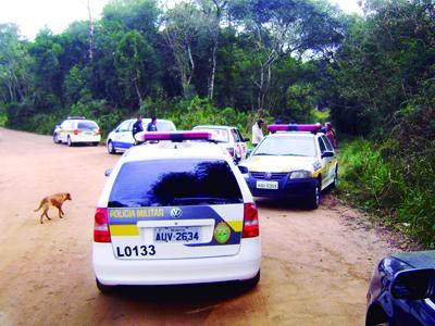 Homem assassinado tem corpo carbonizado