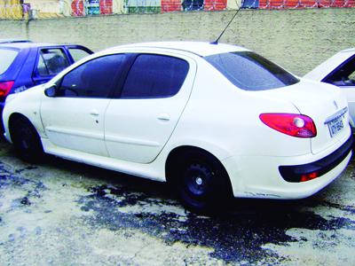 Carro roubado em Araucária é localizado