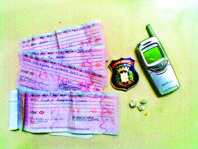 Guarda Municipal prende homem com droga e cheques roubados