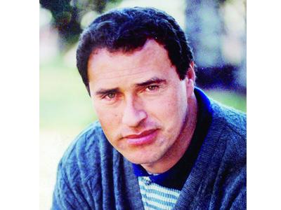 Morre de infarto o cantor João Reis