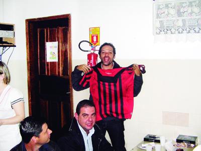 Sorteio das camisas do Coxa e do Atlético saiu trocada mas a troca foi desfeita