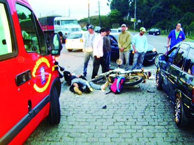 Três pessoas feridas em acidente no Bom Jesus 