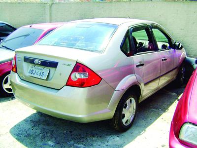 Polícia Militar recupera veículo roubado no bairro Itaqui