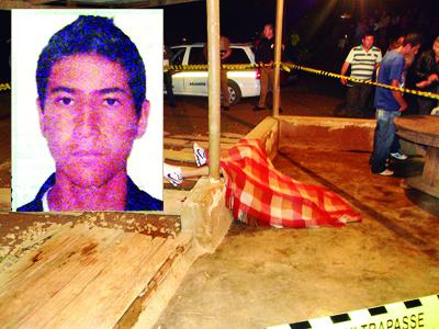 Assassinado na frente de bar em Bateias