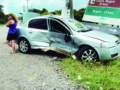 Colisão entre dois carros