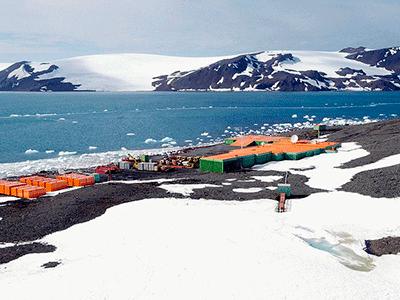Acidente na Antártica