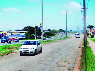Avenida Ayrton  Senna receberá  1 km de rede de esgoto