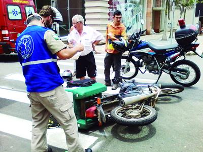 Motociclista ferido em acidente na Marechal com a Barão