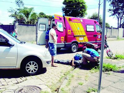 Motoqueiro fica ferido em acidente 