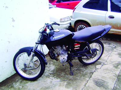 Adolescente apreendido com moto adulterada