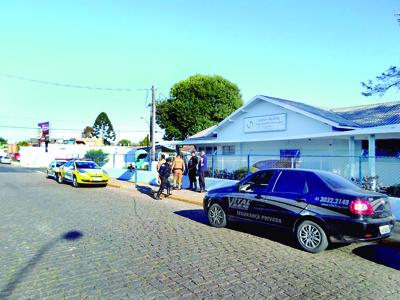 Alarme falso de bomba em escola mobiliza a polícia